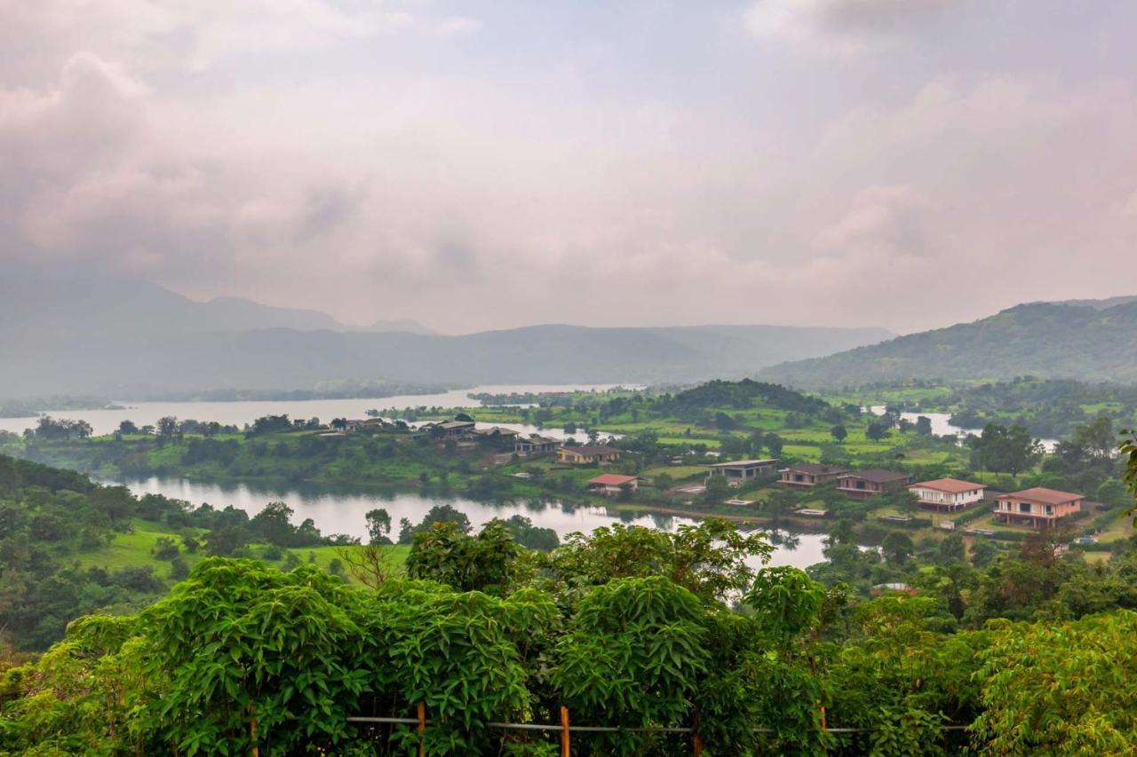 Stayvista'S Shivom Villa 2 - A Serene Escape With Views Of The Valley And Lake Lonavala Ngoại thất bức ảnh