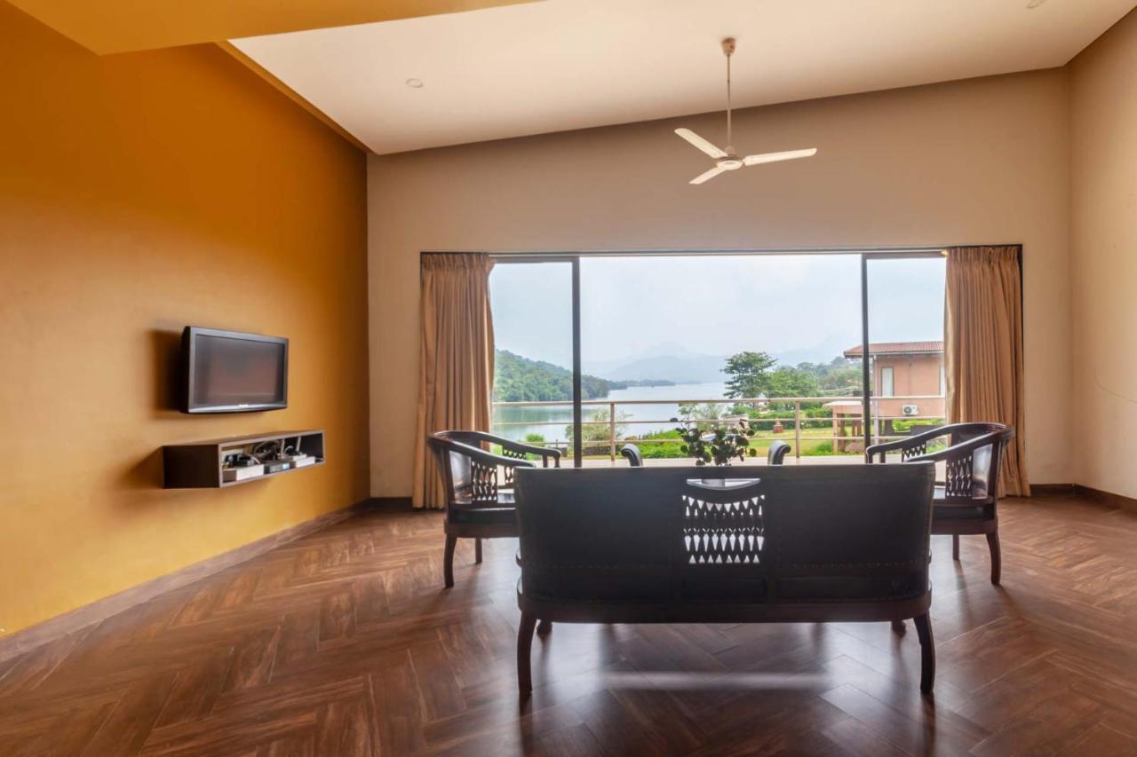 Stayvista'S Shivom Villa 2 - A Serene Escape With Views Of The Valley And Lake Lonavala Ngoại thất bức ảnh